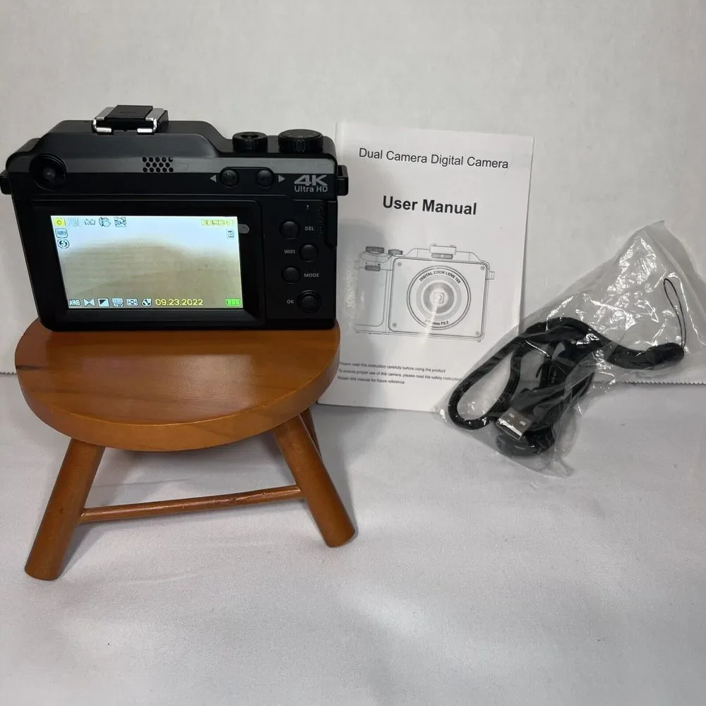 4K Ultra HD camera digital zoom lens 18x. F=2.0mm. F2.2. Records and takes photo